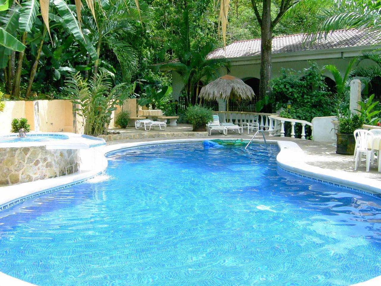 Hotel Villa Romantica Quepos Exterior photo